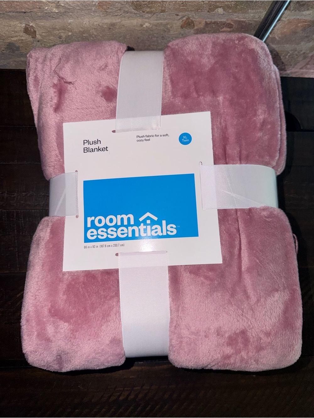 XL Twin! Room Essentials Plush Blanket - mauve/ rose/ blush/ pink